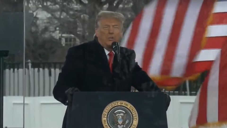 Trump em discurso a apoiadores (Reprodução)
