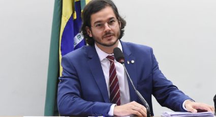 Túlio Gadêlha apresenta projeto para derrubar MP de Bolsonaro que prejudica 500 mil pessoas