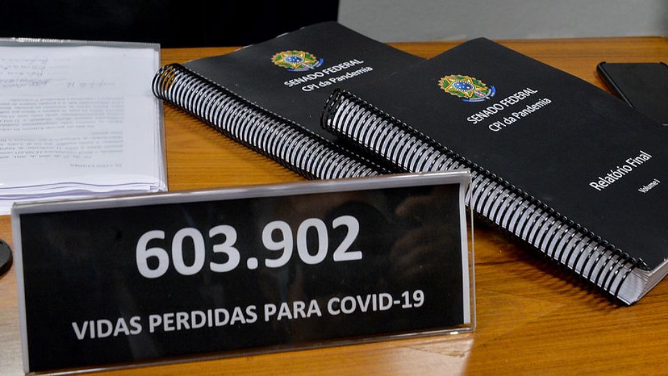 Relatório final da CPI do Genocídio | Foto: Alessandro Dantas/PT no Senado