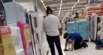 VÍDEO: De joelhos para limpar o chão, funcionário do Carrefour é humilhado por gerente