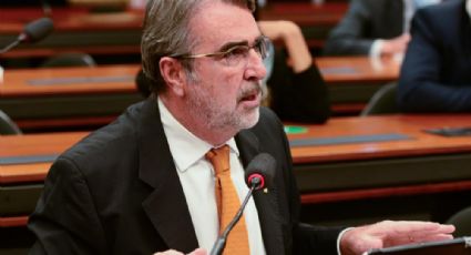 Defendido por Lira, semipresidencialismo é "manobra para esvaziar provável vitória de Lula", diz deputado