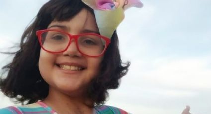 Yasmin, de 11 anos, que governo negou tratamento contra leucemia, é enterrada em Feira de Santana