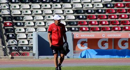 Técnico brasileiro faz comentários homofóbicos: "Tem bichas aqui?"