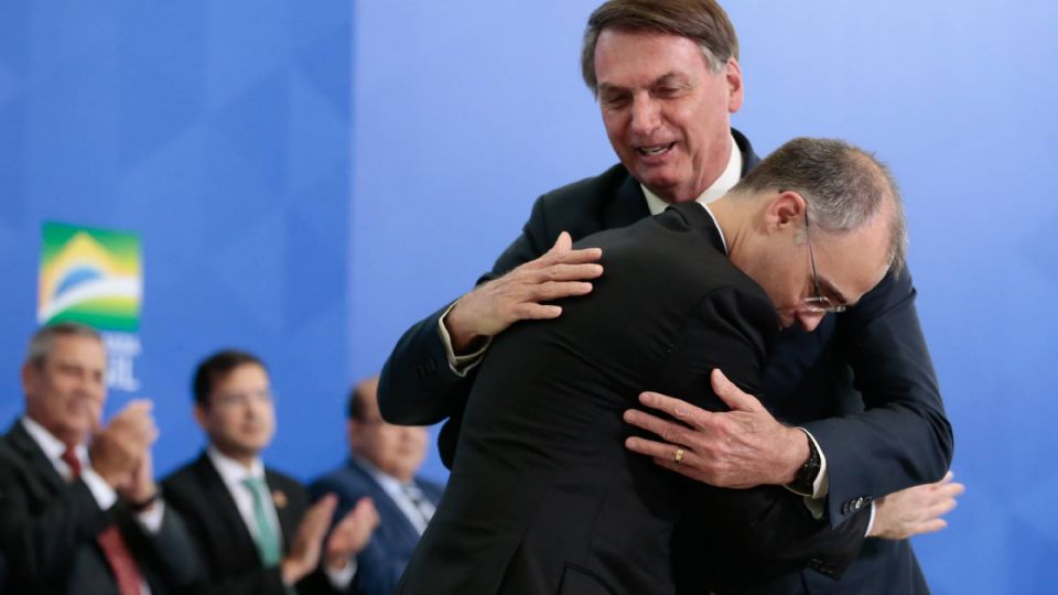 O 'terrivelmente evangélico' André Mendonça, cujo nome foi aprovado para o STF, e Jair Bolsonaro (Foto: Carolina Antunes/PR)