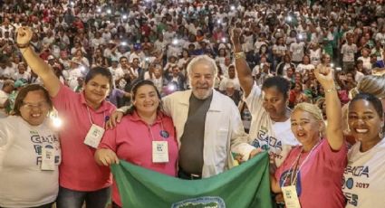 Lula mantém tradição e marca presença no Natal dos Catadores