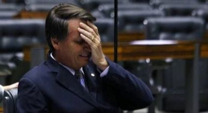 Em queda livre, Bolsonaro usará Bolsa Família para pagar Auxílio Brasil até sexta, via MP