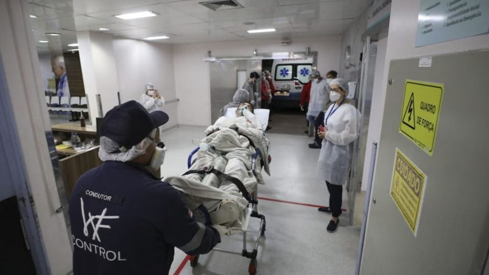 Pacientes sendo transferidos em Manaus por falta de leitos | Foto: Fotos Públicas