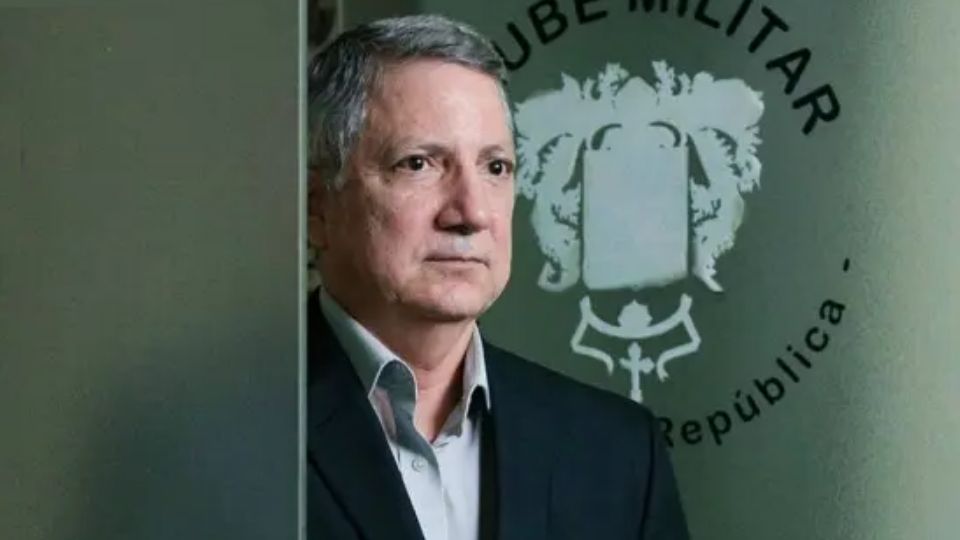 General Eduardo José Barbosa, presidente do Clube Militar (Foto Reprodução)