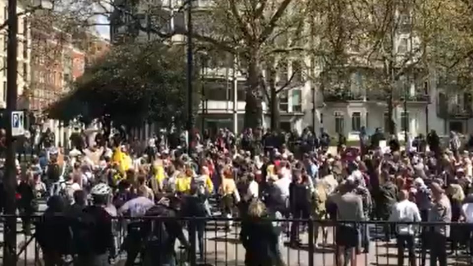 Foto: reprodução Twitter/Marianna Spring