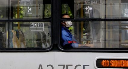 Policial à paisana reage a assalto em ônibus e idosa morre no meio do confronto