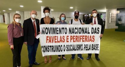 Movimento de favelas apresenta 108º pedido de impeachment contra Bolsonaro