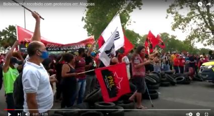 Bolsonaro é recebido sob protestos em Alagoas, onde vai inaugurar obra de Renan Filho; veja vídeo