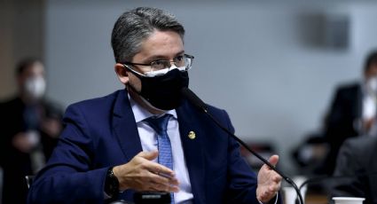 Senador Alessandro Vieira lança pré-candidatura à presidência