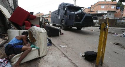 Nem abandonado, nem esquecido, nem invisível: Povo preto na mira do Estado – Por Renata Souza