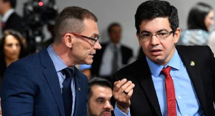 Senadores apresentam ao STF notícia-crime contra Bolsonaro