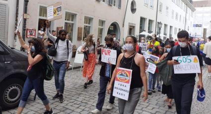 Protestos contra Bolsonaro são registrados em várias partes do mundo