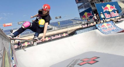 "Eu sou conhecida porque sou tetracampeã mundial de skate e não por ser casada com o 'Lucas da Fresno'", diz Karen Jonz para jornalista