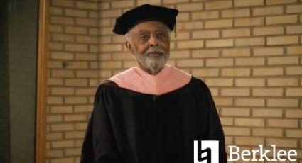 Gilberto Gil é condecorado Doutor Honoris Causa pela Berklee