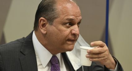 Filha de Ricardo Barros tem cargo de R$ 10 mil em estatal com contratos assinados pelo pai