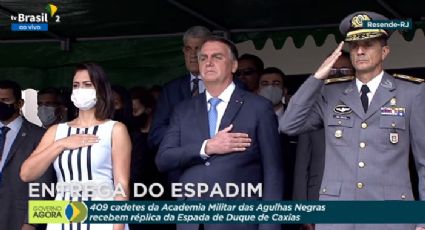 TV Fuzil: Bolsonaro usa emissora pública pra transmitir evento militar