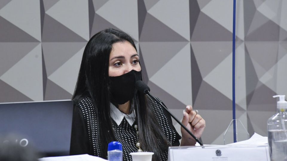 A advogada Bruna Morato na CPI do Genocídio (Foto: Roque de Sá/Agência Senado)