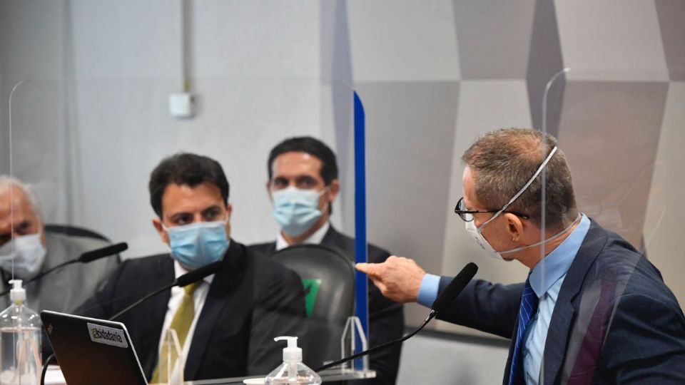 Fabiano Contarato repreende Otávio Fakhoury na CPI | Foto: Leopoldo Silva/Agência Senado