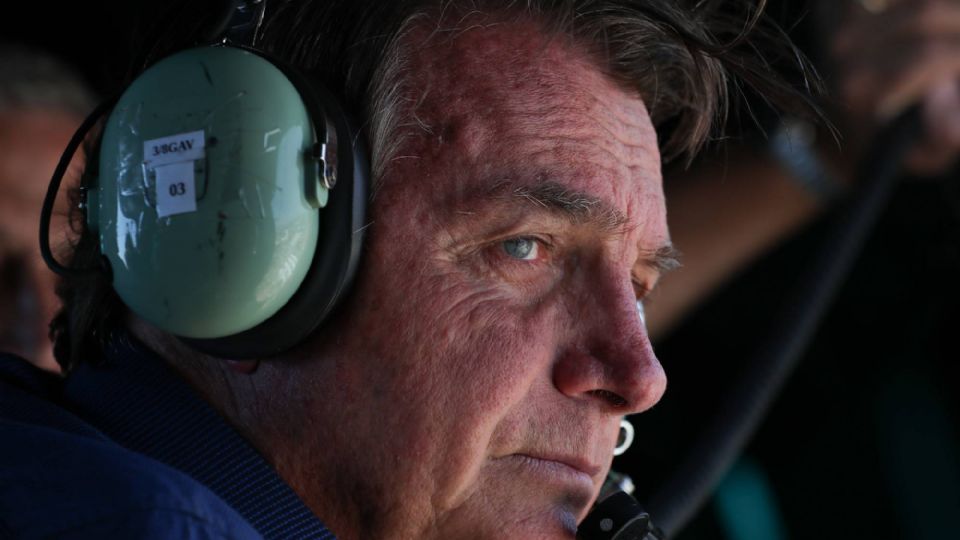 Bolsonaro demonstra preocupação ao sobrevoar atos golpistas em Brasília | Foto: Marcos Corrêa/PR

