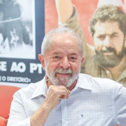 Lula supera Bolsonaro em presença digital e é o candidato mais popular nas redes