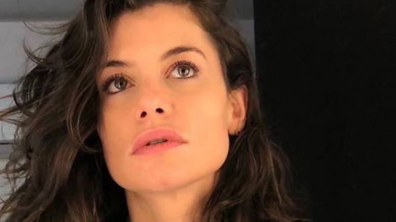 Alinne Moraes declara voto em Lula: "Única pessoa capaz de tombar Bolsonaro"