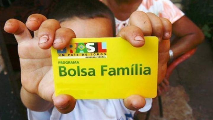 O Bolsa Família voltou – Por José Guimarães