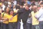 VÍDEO: Bolsonaro desmorona com palco em ato em Duque de Caxias, no Rio