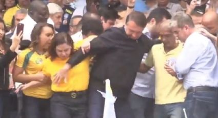 VÍDEO: Bolsonaro desmorona com palco em ato em Duque de Caxias, no Rio