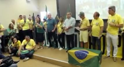 VÍDEO: Deputada bolsonarista do RN orienta médicos a dar santinhos de Bolsonaro aos pacientes