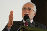 Genoino: atentado de Roberto Jefferson pode ser o "enterro político" de Bolsonaro