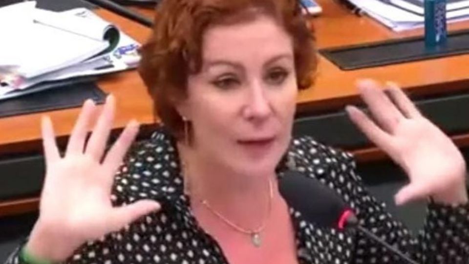 Deputada federal Carla Zambelli.