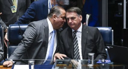 Líder do governo no Congresso tenta garantir foro privilegiado para Bolsonaro