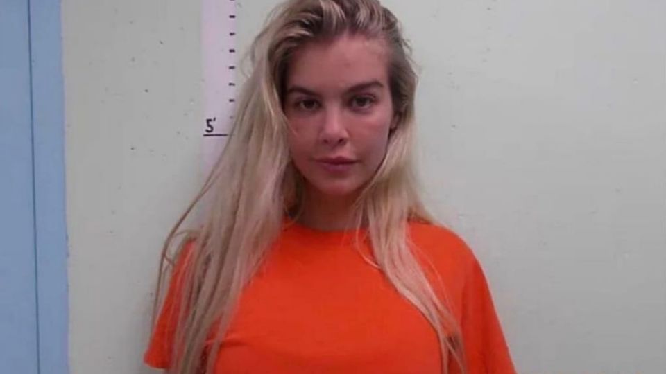 Na conta no Instagram de Kat Torres, a última foto postada é de sua prisão nos Estados Unidos