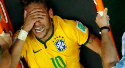 Neymar sofre entorse no tornozelo, sai de campo chorando e preocupa seleção brasileira