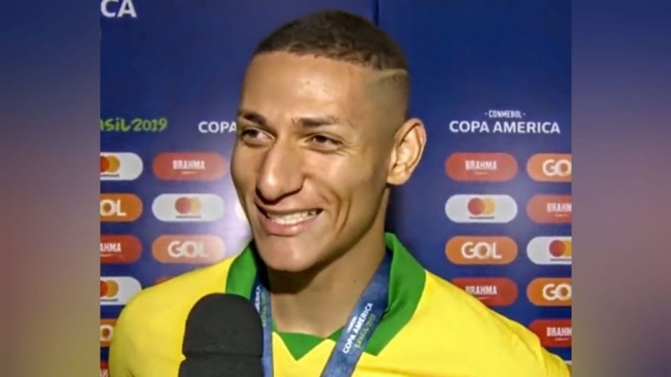 Atacante Richarlison é o mais politizado dos jogadores de futebol do Brasil nas últimas gerações