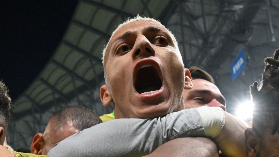 Richarlison comemora vitória brasileira contra a Sérvia na estreia da Copa do Mundo do Catar 2022