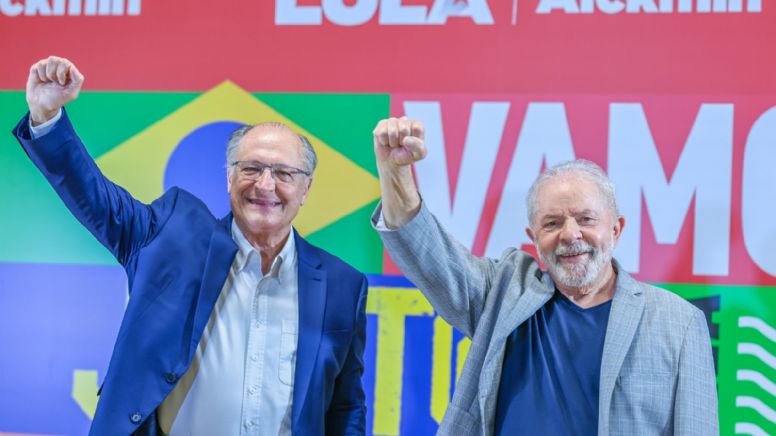 16h20? Por que o horário de posse de Lula e Alckmin viralizou entre consumidores de maconha