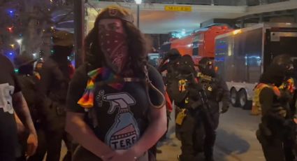 VÍDEO: Nos EUA, LGBT+ socialistas se armam e expulsam fascistas que queriam atacar show de drags