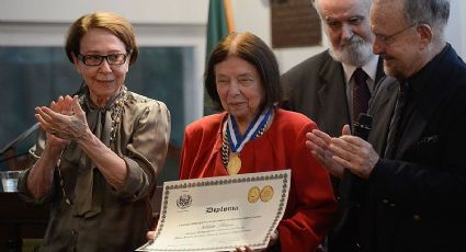 Morre aos 85 anos a primeira mulher a presidir Academia Brasileira de Letras