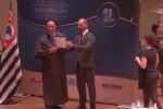 VÍDEO: Eduardo Bolsonaro é vaiado durante diplomação de eleitos em SP