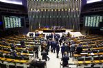 PEC da Transição: Parte do MDB de Tebet vota contra e parte do PL de Bolsonaro vota a favor; confira
