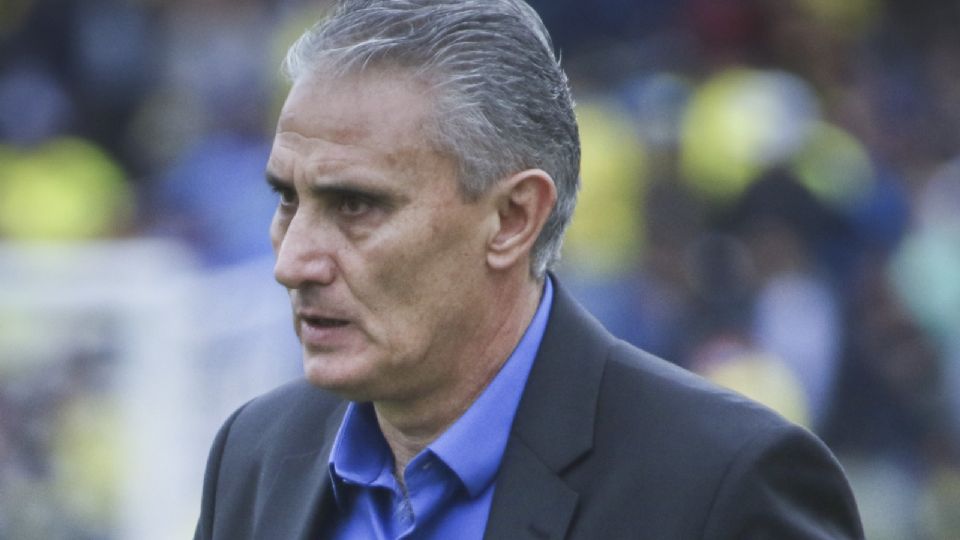 CBF estuda algoz da seleção brasileira para lugar de Tite