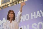 Cristina Kirchner é condenada a 6 anos de prisão