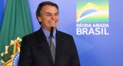 Bolsonaro põe sigilo de 100 anos no cachê de cantor que fez propaganda