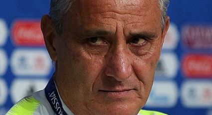 Frase de Tite sobre Daniel Alves tinha um objetivo, mas agora serve a outro