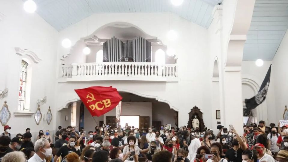 Ato antirracista e por justiça a Moïse em igreja de Curitiba (Foto: Reprodução/Instagram)